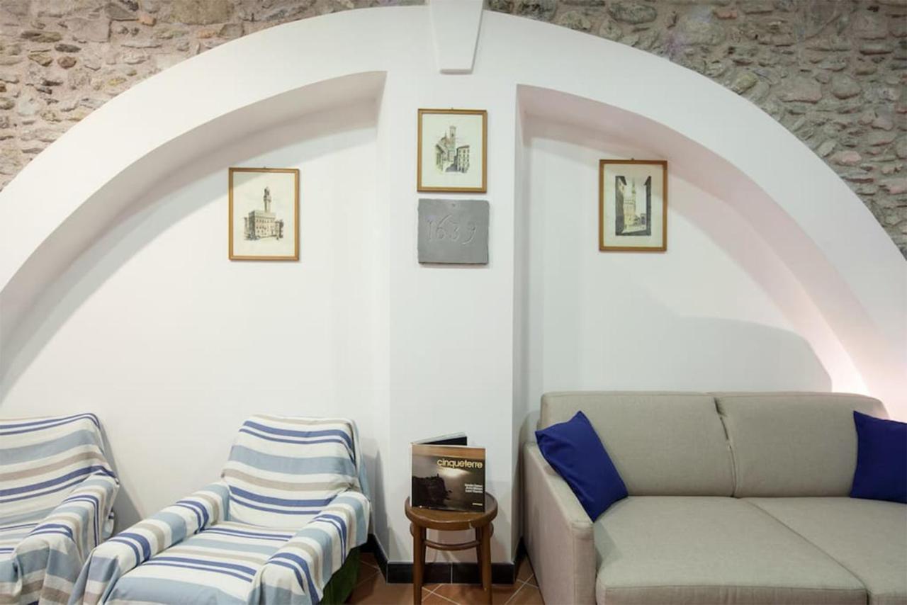 La Cantina Di Lorenza Вернацца Экстерьер фото